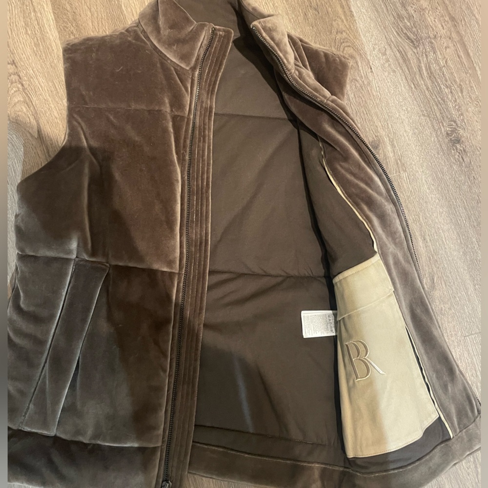 Men’s Banana Republic - Olive Green Velour Puffer Vest Sz. Small